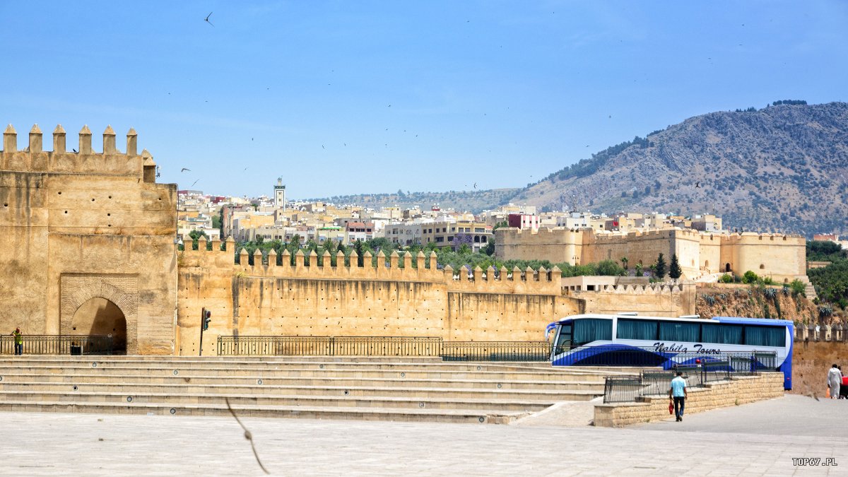 TP4_5558.jpg - W tle nowa Medina w Fez